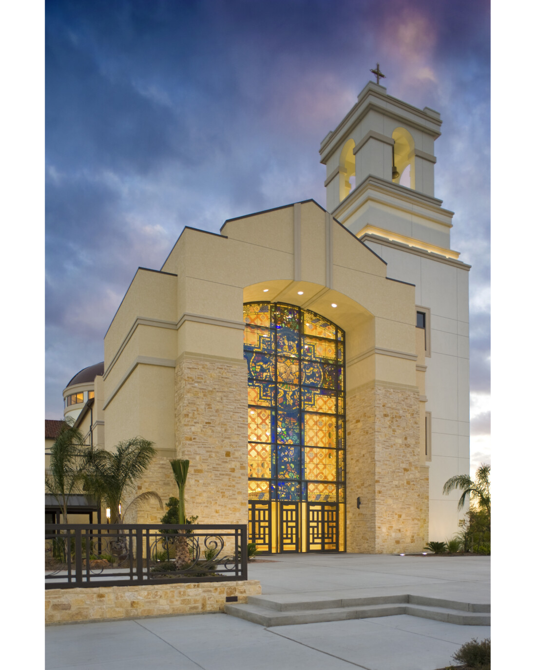 Large commercial facility built for a Paradigm Construction client.